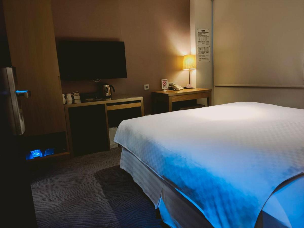 麗馨商旅七賢館 Hotel Kaohsiung Luaran gambar