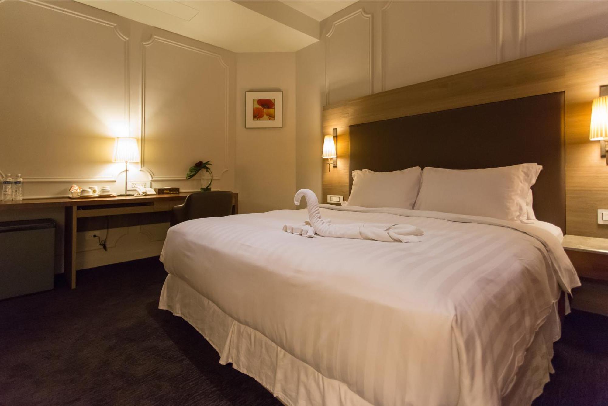 麗馨商旅七賢館 Hotel Kaohsiung Bilik gambar