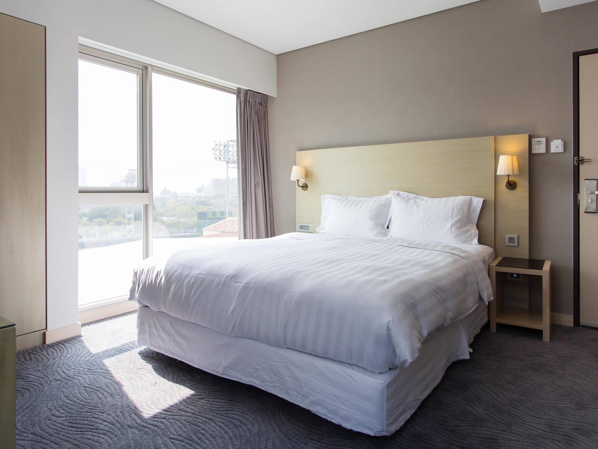 麗馨商旅七賢館 Hotel Kaohsiung Luaran gambar
